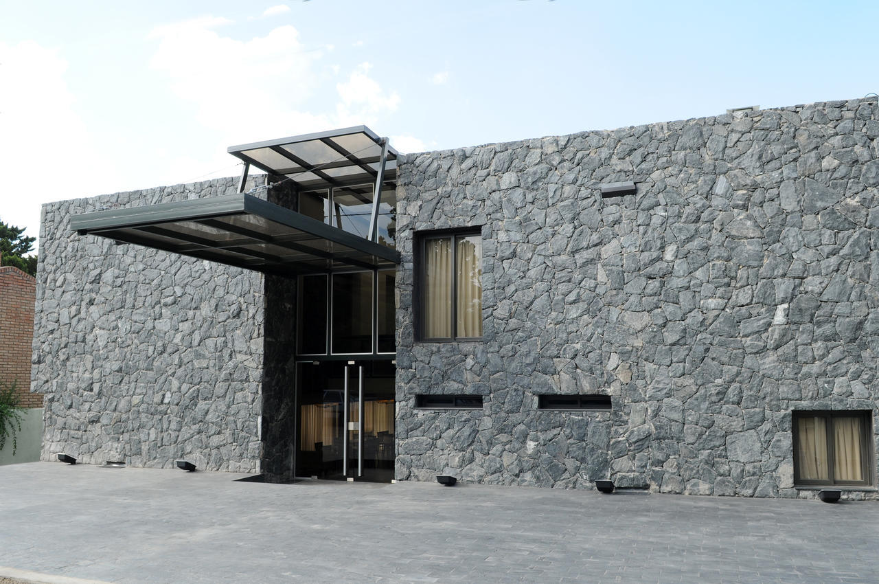 Hotel Ranqueles วิญาการ์ลอสปาซ ภายนอก รูปภาพ